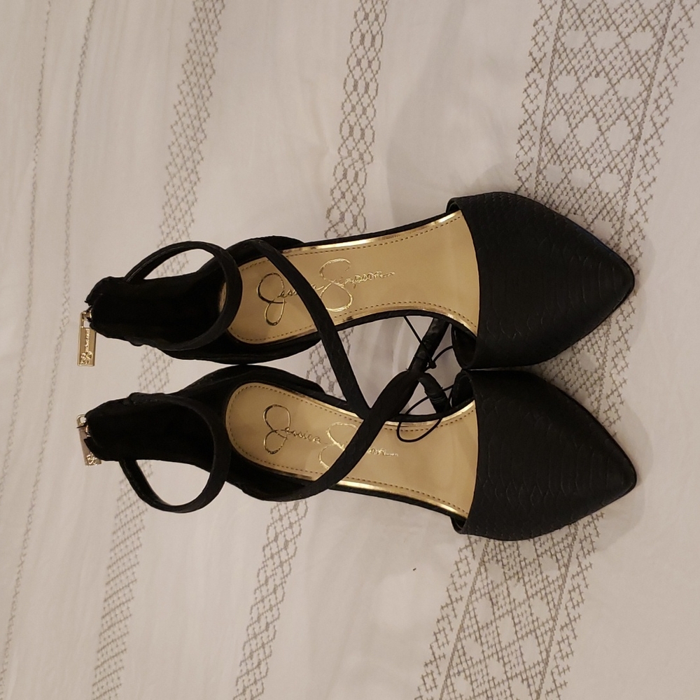 Jessica Simpson black heels NWOT